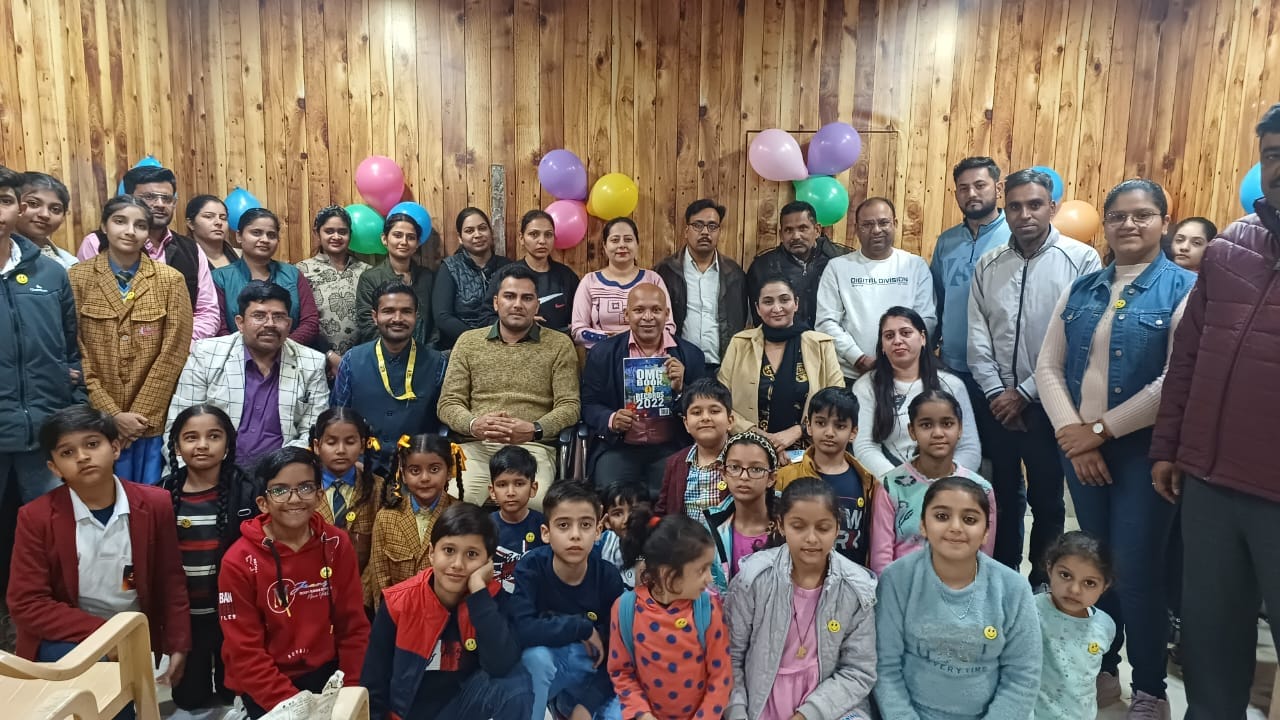 Rainbowz event with Dr. Dinesh Gupta and record-holding students
